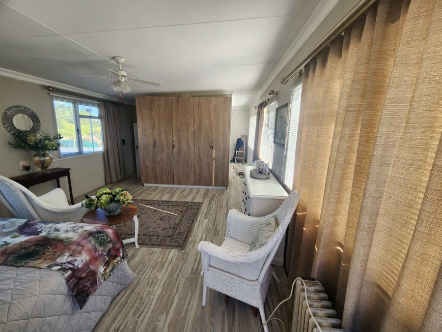 3 Bedroom Property for Sale in Stilbaai Western Cape